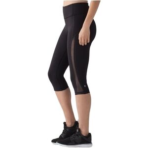 Lululemon Smooth Stride Crop black mesh leggings size 6